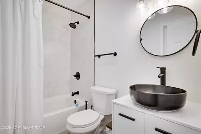  8473 Bumble Bee Way, Tobyhanna, PA 18466 - Photo 17