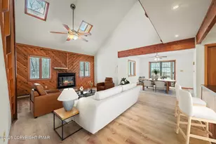 270 Oakenshield Dr, Tamiment, PA 18371 - Photo 3