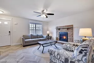 320 Reagan Dr, East Stroudsburg, PA 18301 - Photo 15