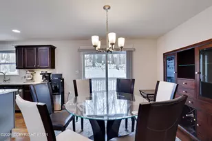 320 Reagan Dr, East Stroudsburg, PA 18301 - Photo 15