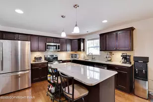 320 Reagan Dr, East Stroudsburg, PA 18301 - Photo 5