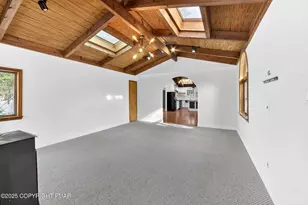 2329 Cramer Ct, Bushkill, PA 18324 - Photo 9