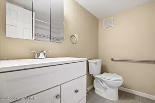 106 Ashley Ct, Bushkill, PA 18324 - Photo 43