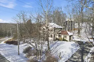 106 Ashley Ct, Bushkill, PA 18324 - Photo 49