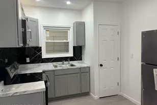 222 W Patterson St, Lansford, PA 18232 - Photo 9