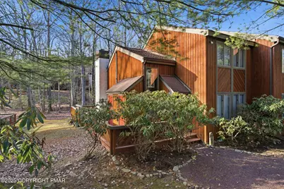  54 Doe Run, Lake Harmony, PA 18624 - Photo 3