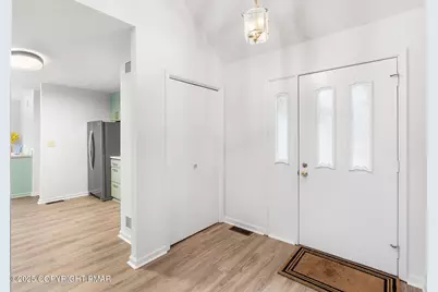  34 Lehigh River Drive, Covington Township, PA 18424 - Photo 5