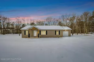 39 Berryman Ln, Albrightsville, PA 18210 - Photo 1