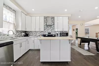  7814 Lake Shore Drive, Pocono Lake, PA 18347 - Photo 21