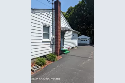  1069 Fritz Avenue, Stroudsburg, PA 18360 - Photo 3