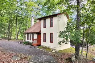 188 Radcliff Rd, Bushkill, PA 18324 - Photo 3