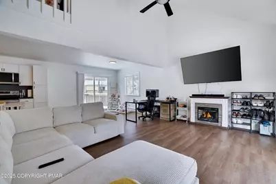  8473 Bumble Bee Way, Tobyhanna, PA 18466 - Photo 5