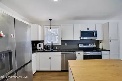  8473 Bumble Bee Way, Tobyhanna, PA 18466 - Photo 11