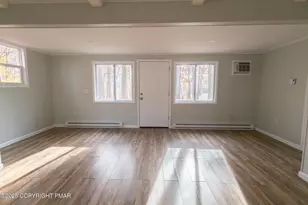 17 Hilltop Cir, East Stroudsburg, PA 18302 - Photo 5