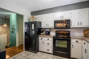 1117 Shagbark Ln, Stroudsburg, PA 18360 - Photo 11