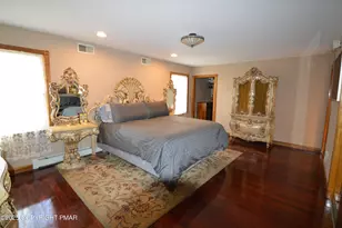 221 Spruce Run Dr, Dingmans Ferry, PA 18328 - Photo 5