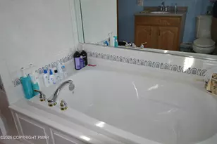 221 Spruce Run Dr, Dingmans Ferry, PA 18328 - Photo 23