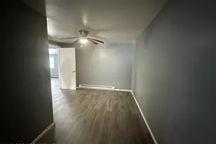 124 Greenview Dr, Brodheadsville, PA 18322 - Photo 9