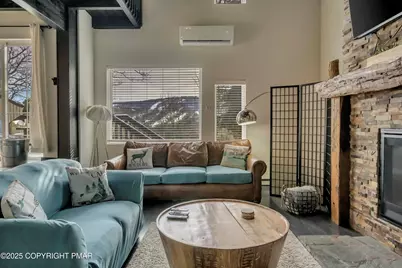  1126 Incline Village, Tannersville, PA 18372 - Photo 1