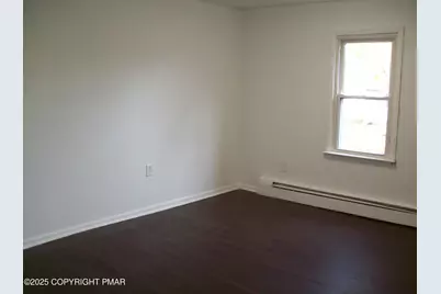  118 Barnum St Street, East Stroudsburg, PA 18301 - Photo 7