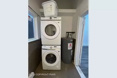  110 Center Avenue, Mount Pocono, PA 18344 - Photo 17