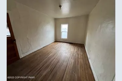  114 N Higgins Avenue, Sayre, PA 18840 - Photo 19