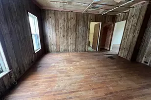114 N Higgins Ave, Sayre, PA 18840 - Photo 17