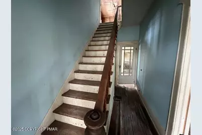  114 N Higgins Avenue, Sayre, PA 18840 - Photo 15