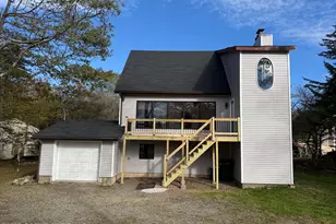 215 Greenbriar Cir, Tobyhanna, PA 18466 - Photo 1