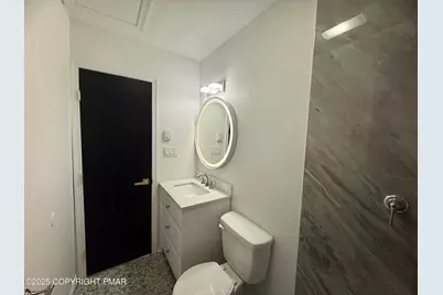  215 Greenbriar Circle, Tobyhanna, PA 18466 - Photo 49