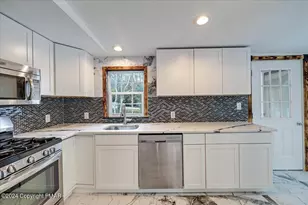 1456 Allegheny Dr, Blakeslee, PA 18610 - Photo 15