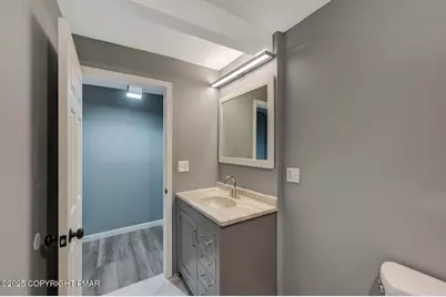  128 E Broad Street #128B, Tamaqua, PA 18252 - Photo 7