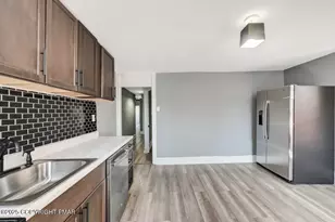 128 E Broad St, Tamaqua, PA 18252 - Photo 15