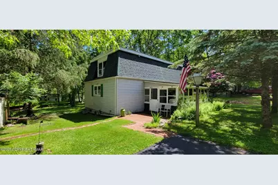  116 Carol Road, East Stroudsburg, PA 18302 - Photo 1