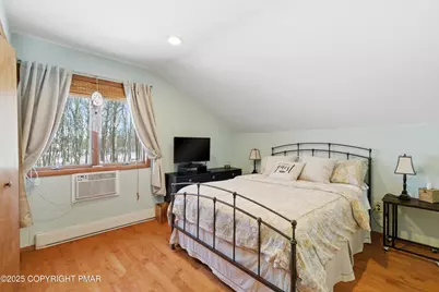  811 Paddock Court, Lords Valley, PA 18428 - Photo 21