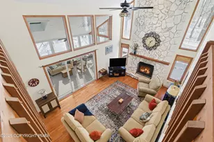 811 Paddock Ct, Lords Valley, PA 18428 - Photo 17