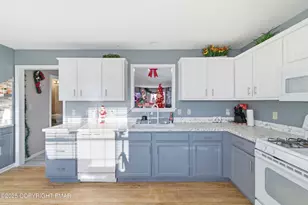 347 S Oak St, Freemansburg, PA 18017 - Photo 11