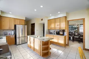 514 Highlawn Dr, East Stroudsburg, PA 18302 - Photo 15