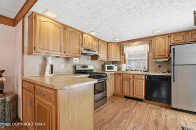  178 Comanche Trail, Pocono Lake, PA 18347 - Photo 59