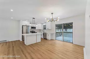 2127 Bushkill Cir, Bushkill, PA 18324 - Photo 15