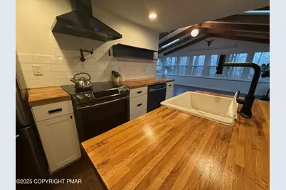  452 Stillwater Drive, Pocono Summit, PA 18346 - Photo 7