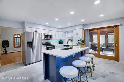  161 Shepherd Lane, Swiftwater, PA 18370 - Photo 3