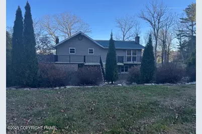  122 Deep Woods Lane, Stroudsburg, PA 18360 - Photo 3