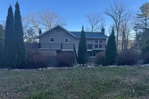 122 Deep Woods Lane, Stroudsburg, PA 18360 - Photo 3