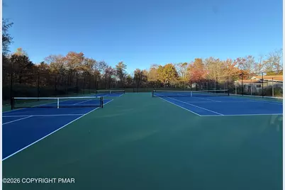  640 Country Place Drive, Tobyhanna, PA 18466 - Photo 31