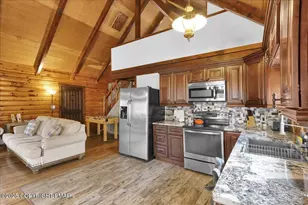 7515 Crestview Dr, Tobyhanna, PA 18466 - Photo 11