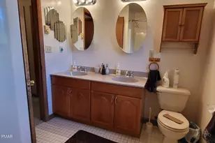 228 Edinburgh Rd, Bushkill, PA 18324 - Photo 35