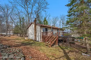 218 Mohican Rd, Canadensis, PA 18325 - Photo 3