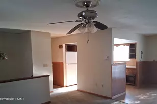 218 Mohican Rd, Canadensis, PA 18325 - Photo 3