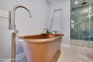 125 Achill Ln, Dingmans Ferry, PA 18328 - Photo 39